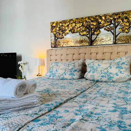Wohnung Am Schlossgarten Шверин Экстерьер фото